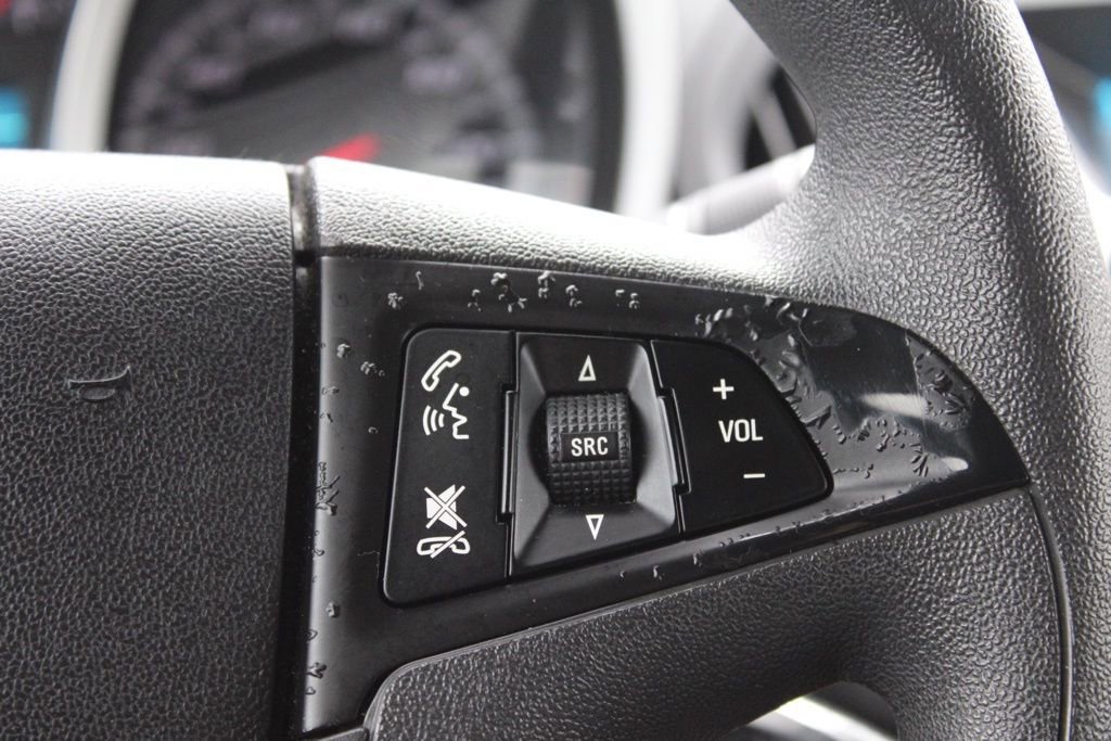 Used 2014 Chevrolet Equinox LS image 27