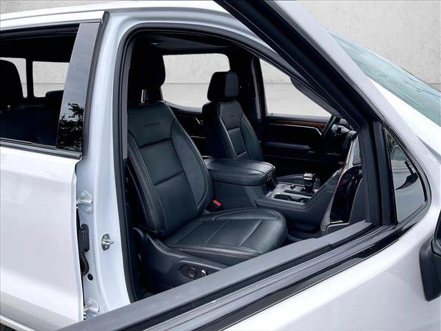 Certified 2023 GMC Sierra 1500 Denali w/ Denali Reserve Package AWD/4WD image 9