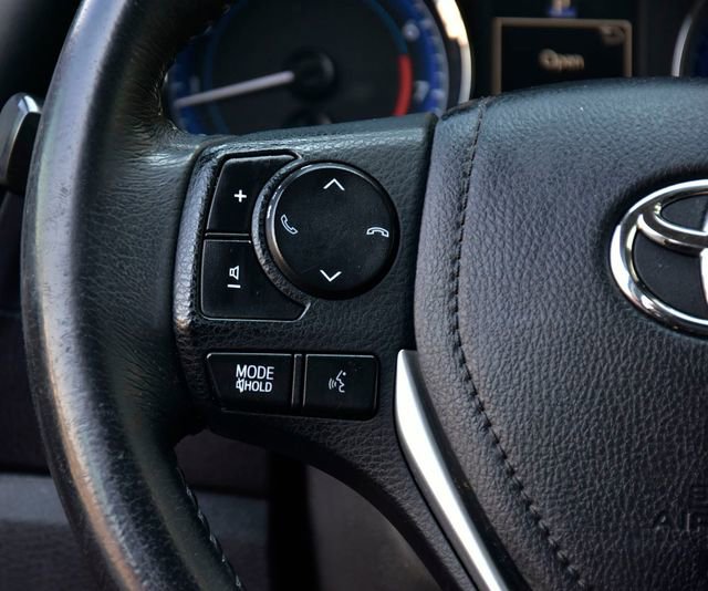 Used 2017 Toyota Corolla L image 18