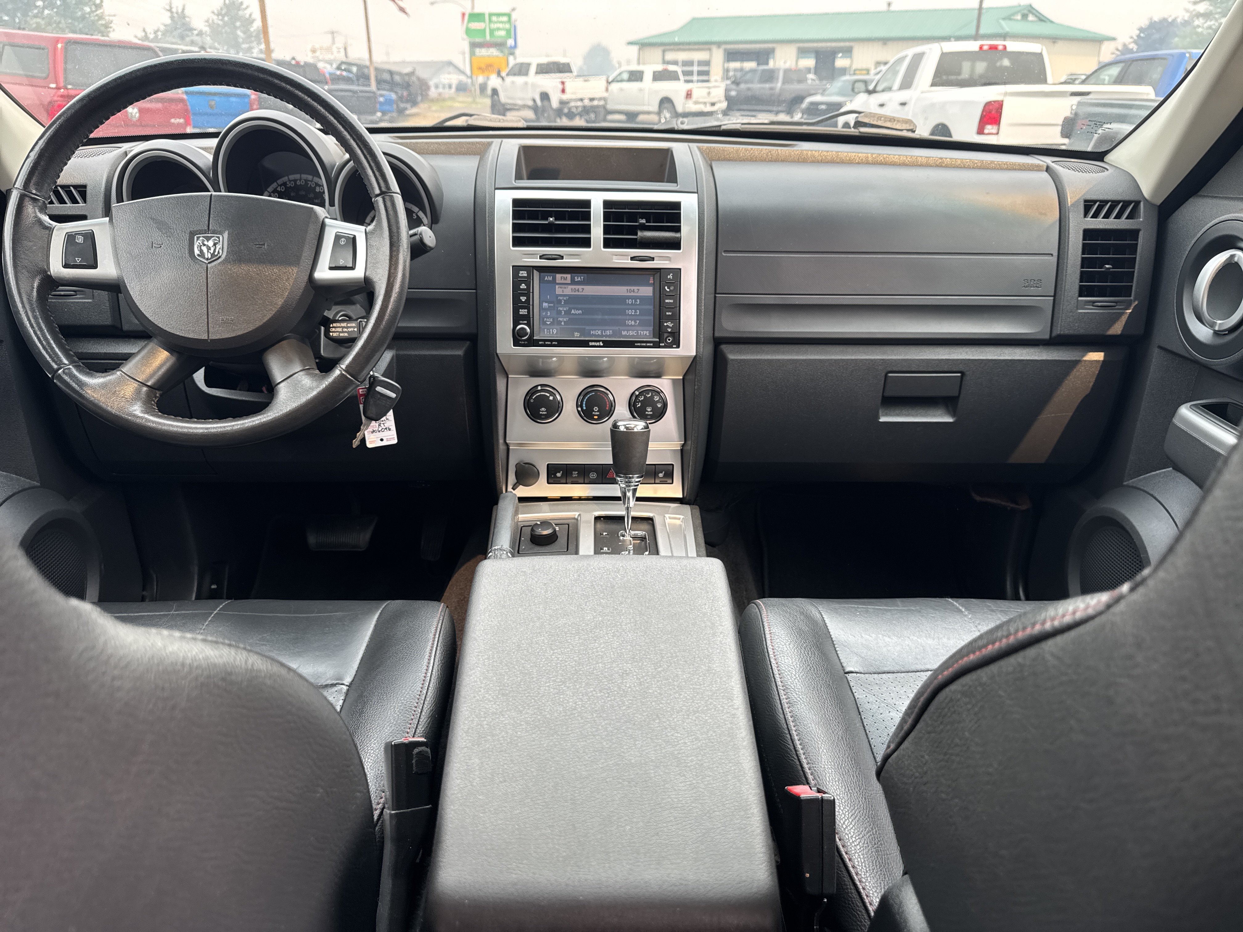 Used 2008 Dodge Nitro R/T AWD/4WD image 26
