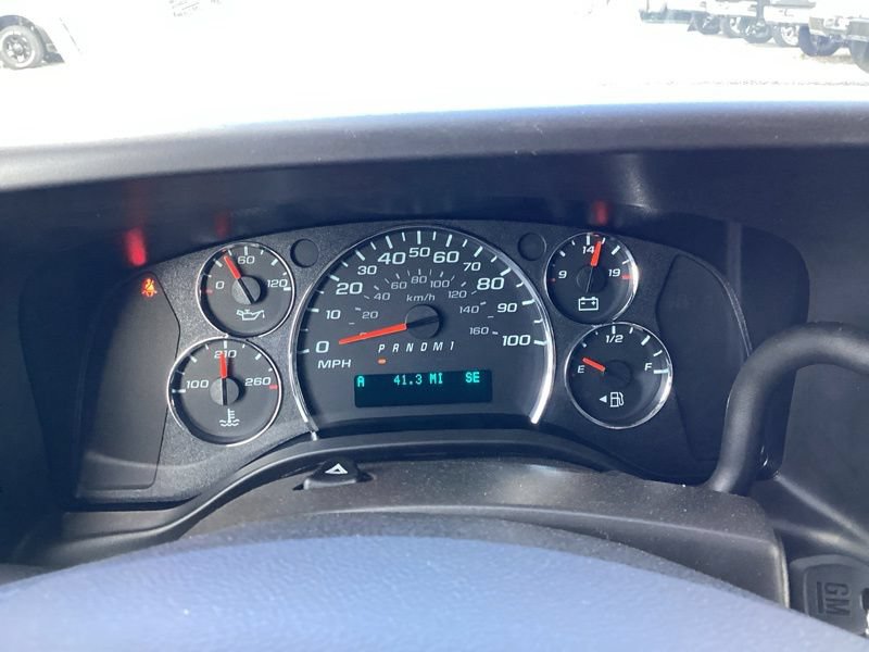 New 2026 Chevrolet Express 3500 w/ Driver Convenience Package RWD image 25