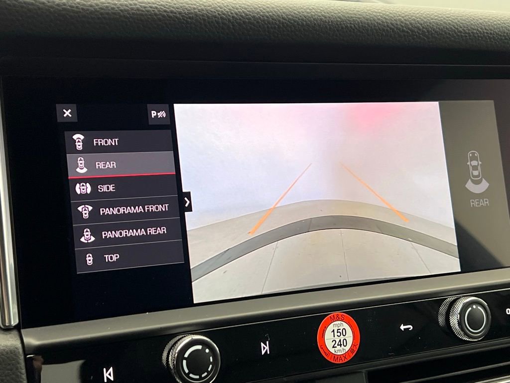 Certified 2026 Porsche Macan AWD/4WD image 15