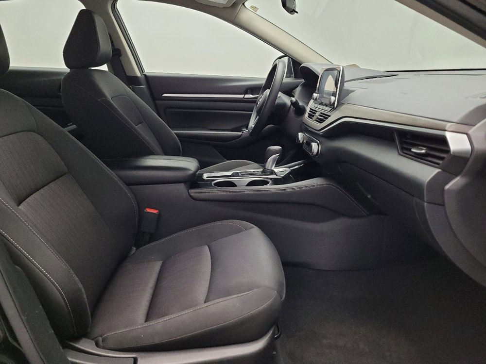 Used 2023 Nissan Altima 2.5 SV image 21