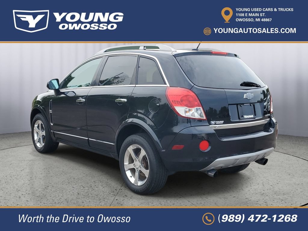 Used 2012 Chevrolet Captiva Sport LT FWD image 4