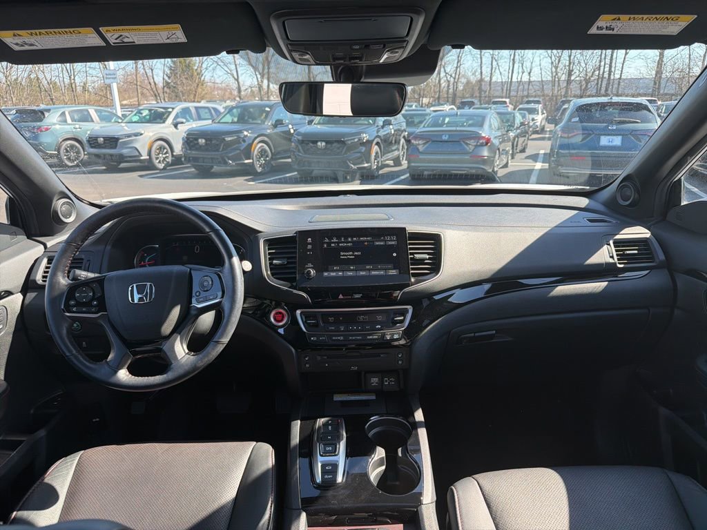 Certified 2021 Honda Pilot Black Edition image 12