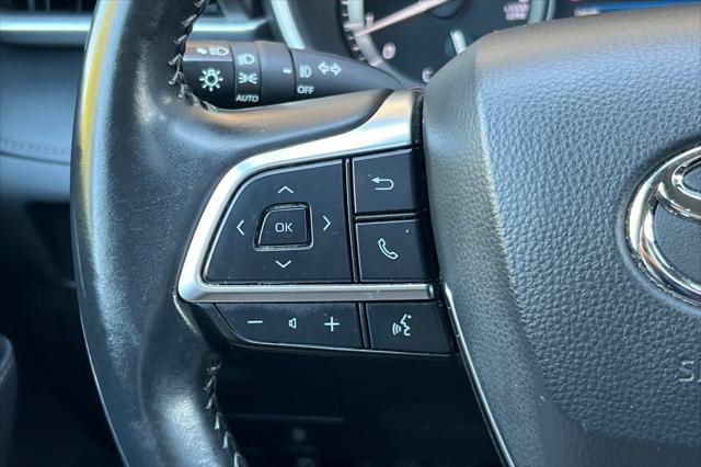 Certified 2021 Toyota Highlander XLE AWD/4WD image 28