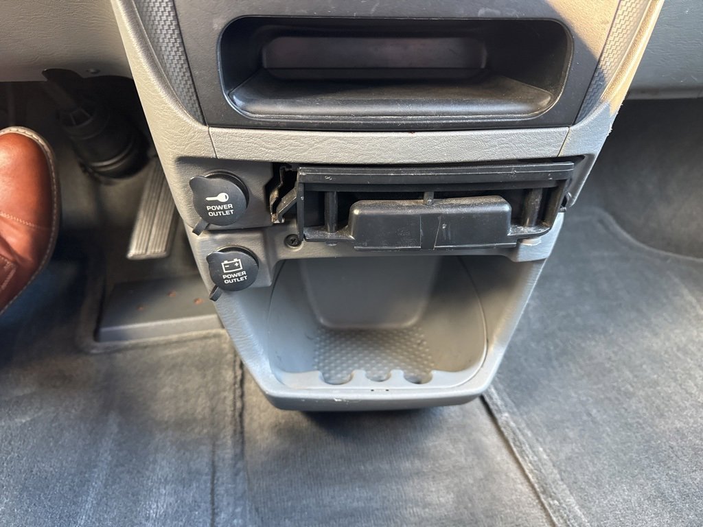 Used 2005 Dodge Grand Caravan SXT image 19