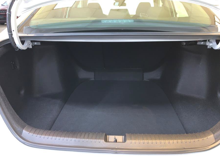 Used 2023 Honda Accord EX image 10