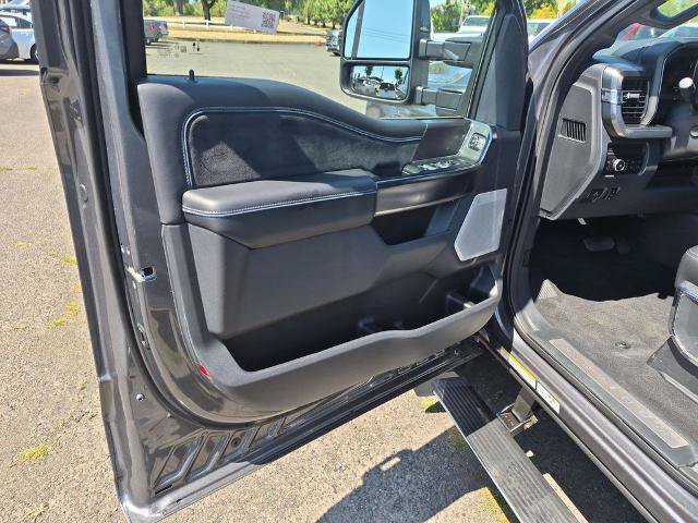 Certified 2026 Ford F450 Platinum AWD/4WD image 8