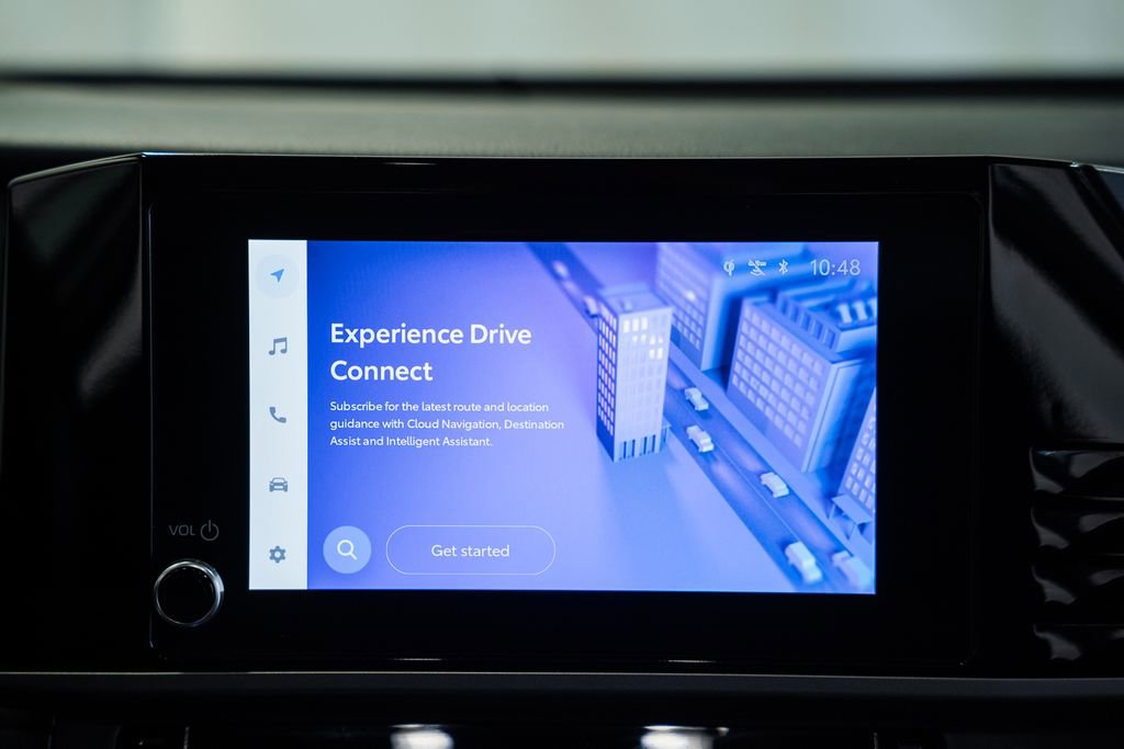 Used 2025 Toyota Camry LE image 19