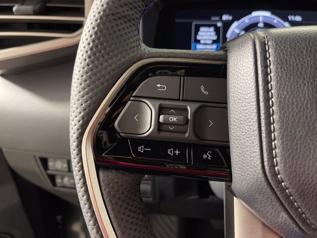 New 2026 Toyota Tundra Platinum AWD/4WD image 28