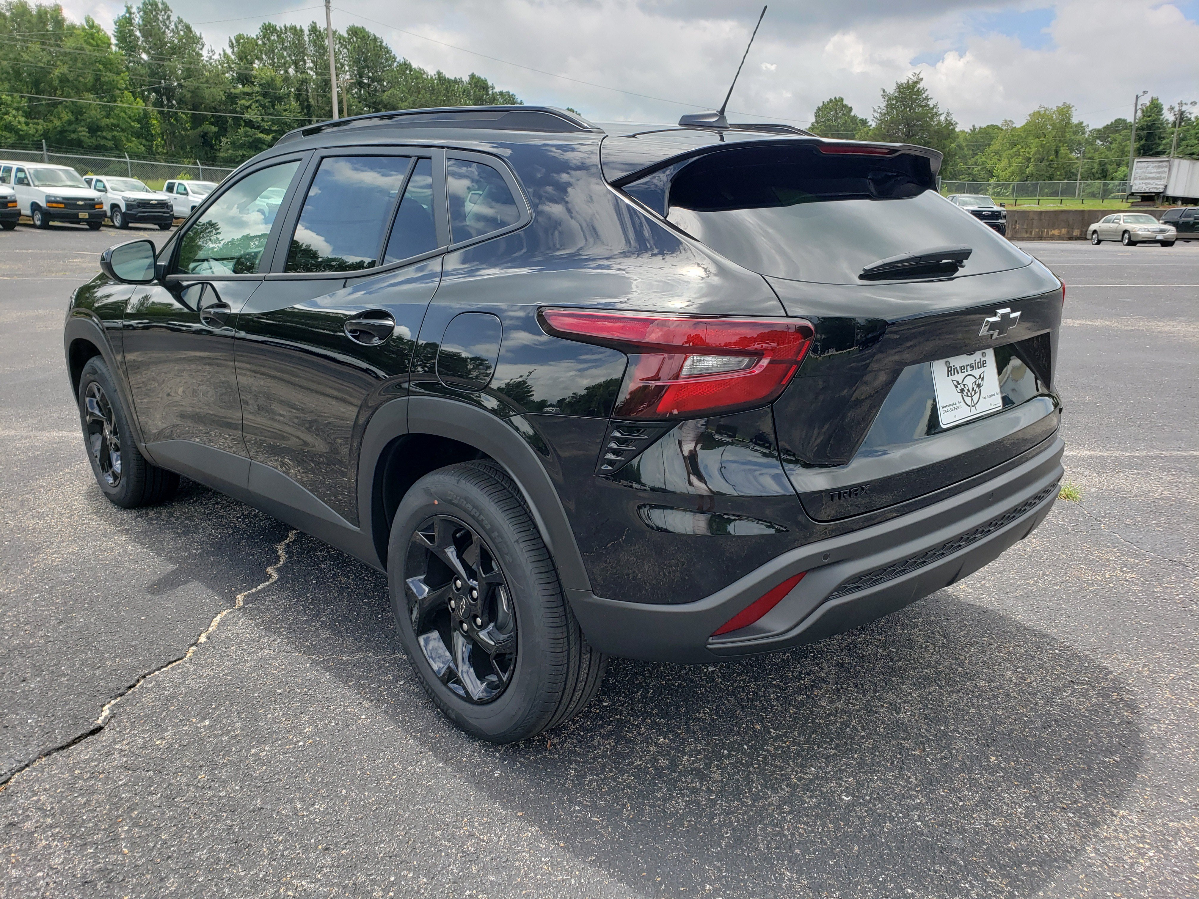 New 2026 Chevrolet Trax LT w/ Driver Confidence Package FWD image 4