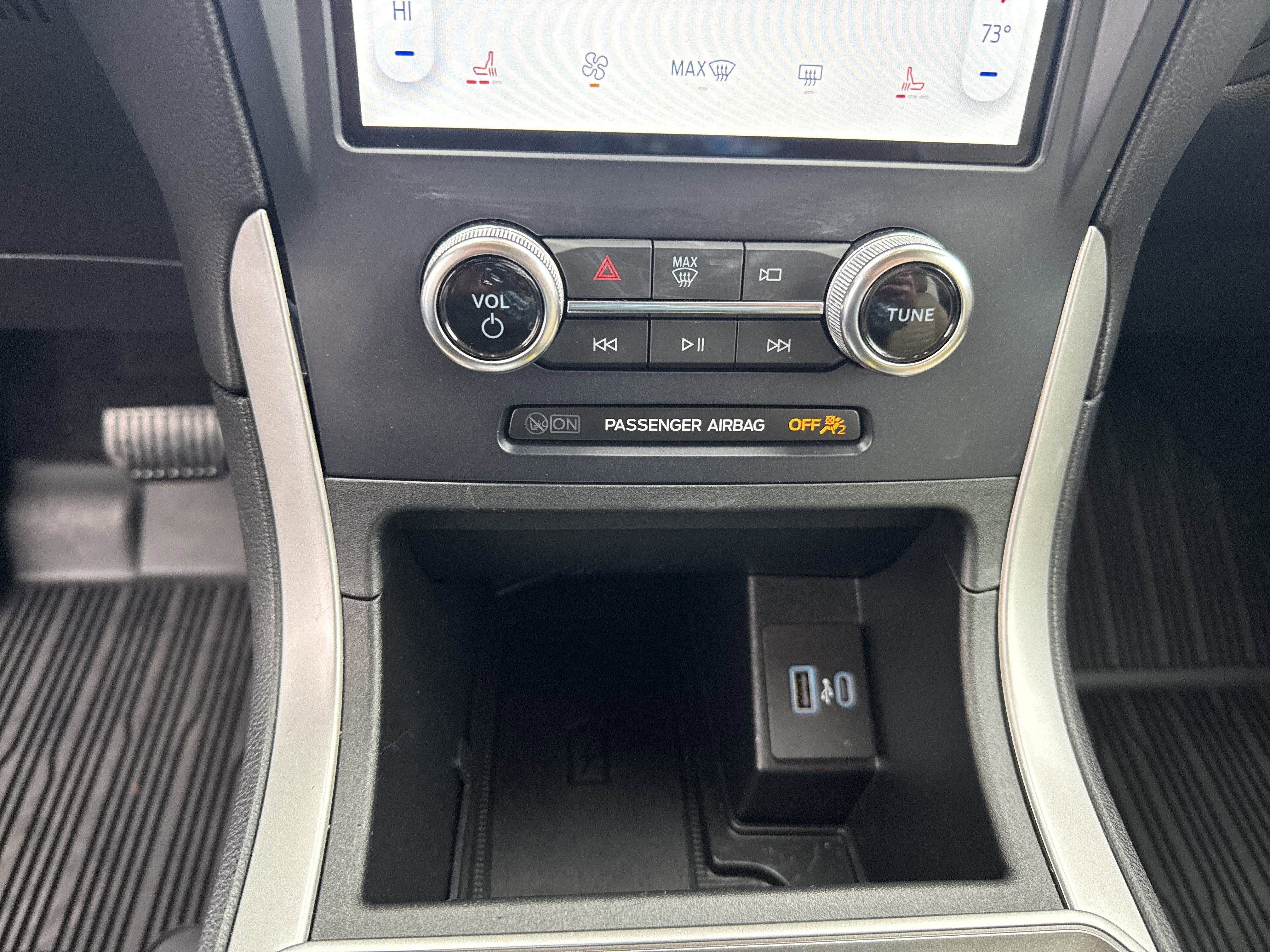 Used 2024 Ford Edge SEL w/ Convenience Package image 38