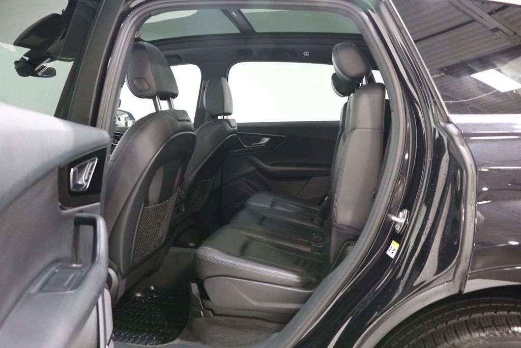 Used 2017 Audi Q7 2.0T Premium Plus w/ Premium Plus Package AWD/4WD image 31