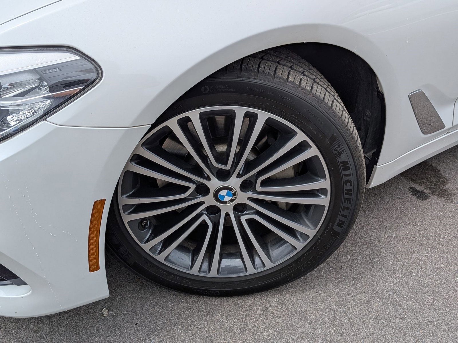 Used 2018 BMW 540i RWD image 7