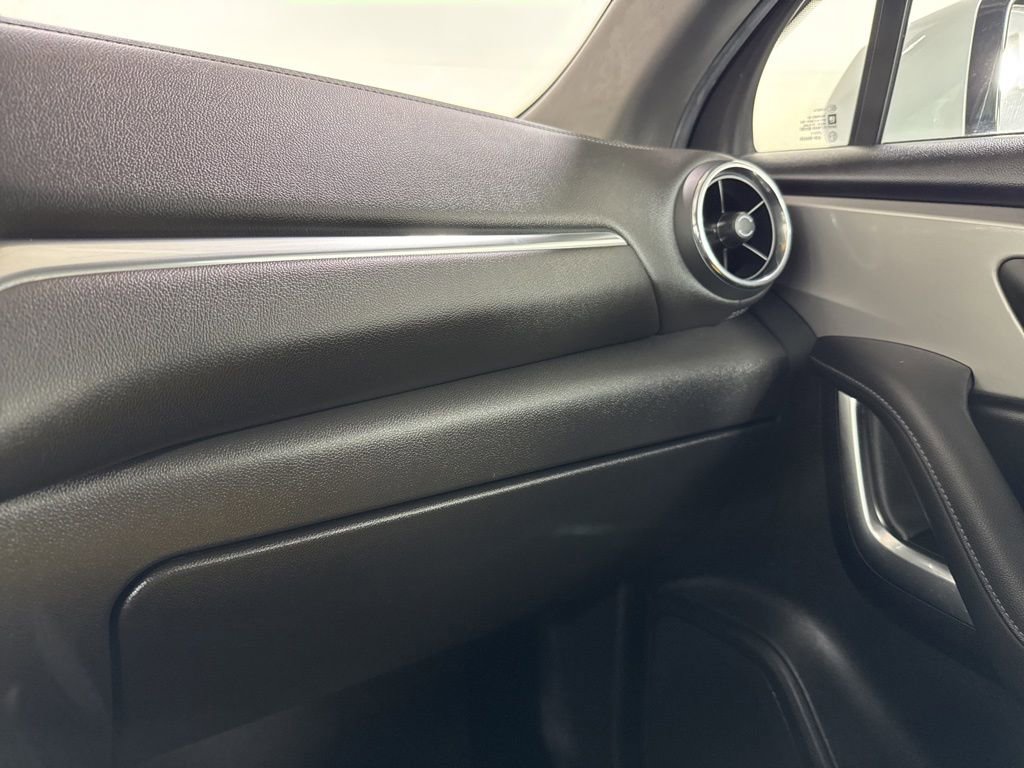 Used 2022 Chevrolet Blazer LT AWD/4WD image 24