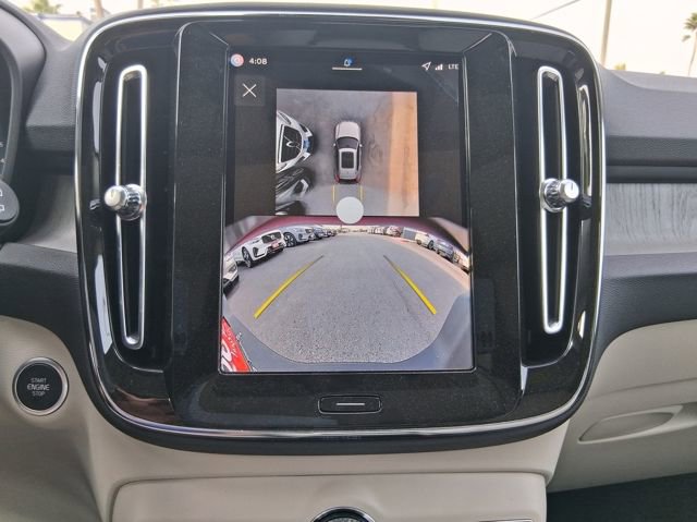 New 2026 Volvo XC40 B5 Plus w/ Protection Package Premier AWD/4WD image 7