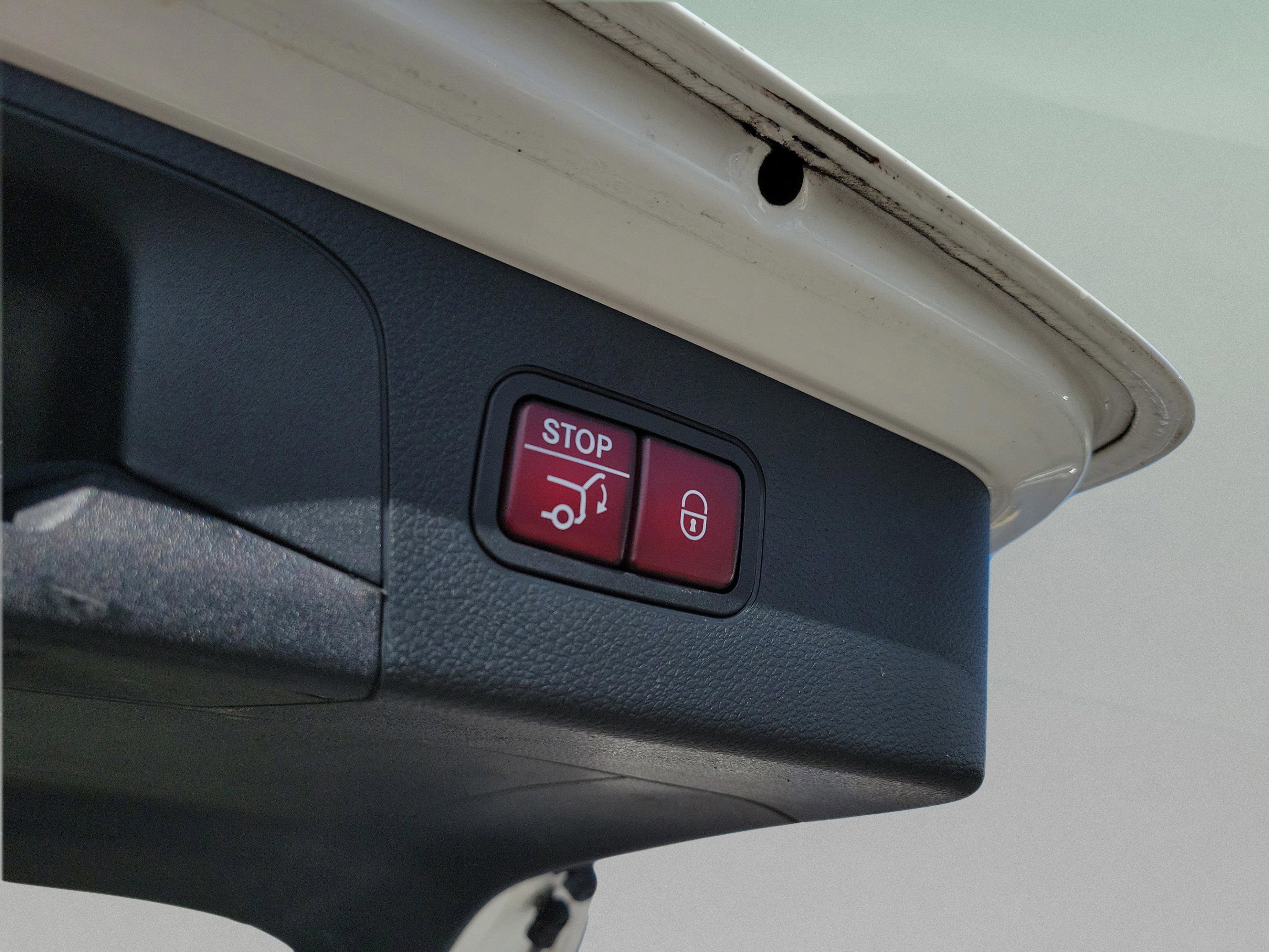 Certified 2022 Mercedes-Benz GLC 300 image 6