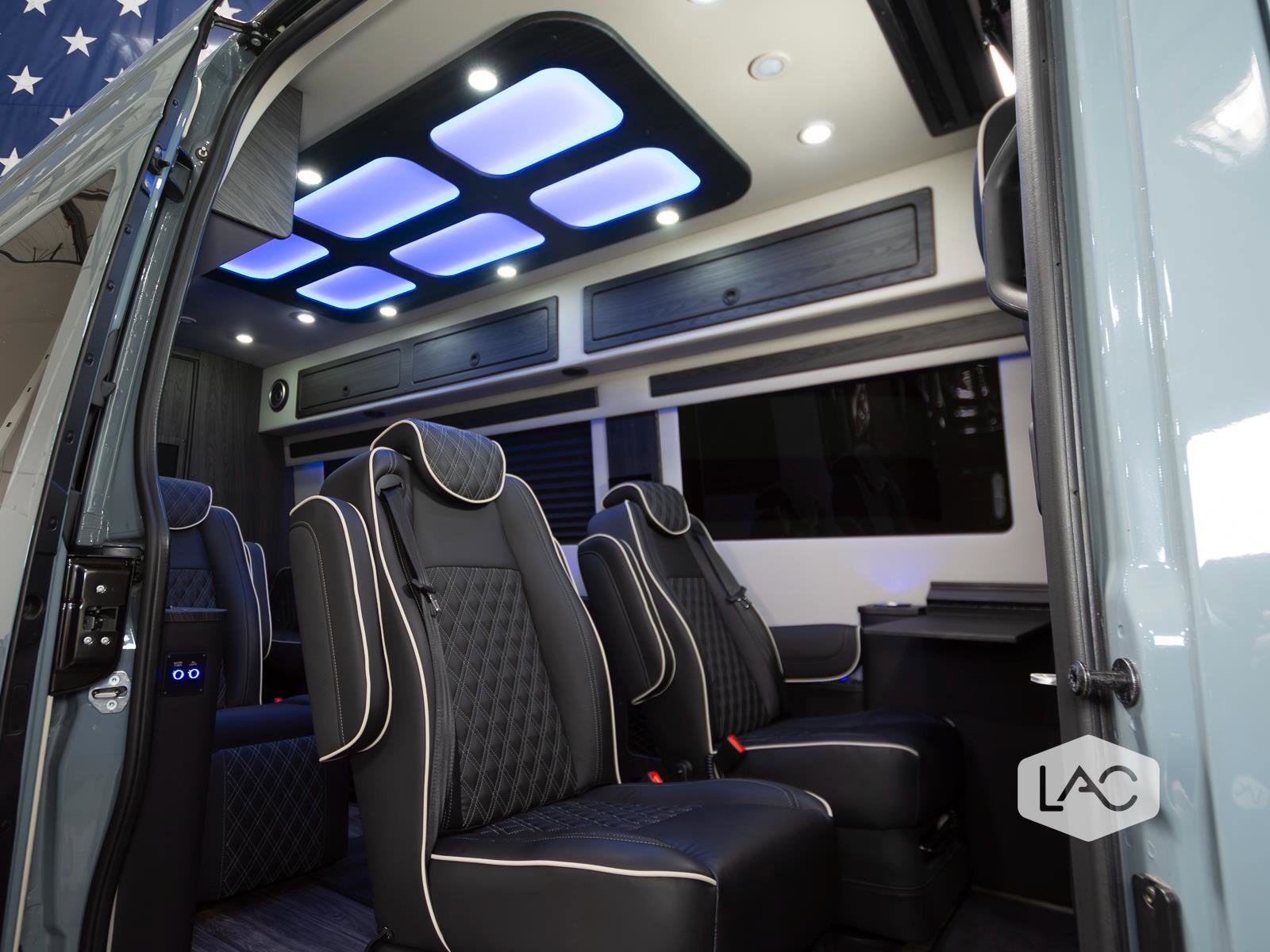 Used 2025 Mercedes-Benz Sprinter 3500 image 17