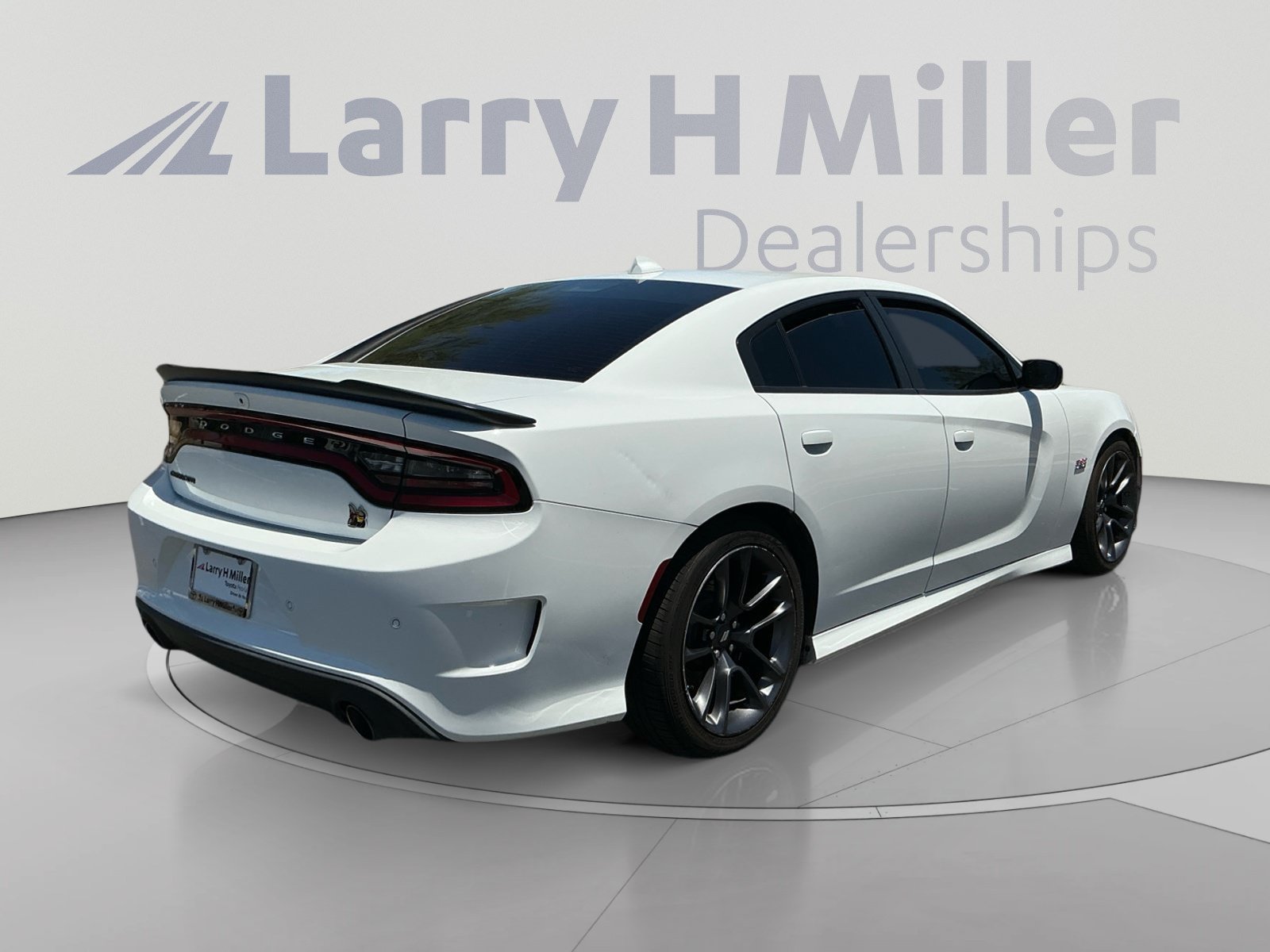 Used 2023 Dodge Charger Scat Pack w/ Plus Group RWD image 5