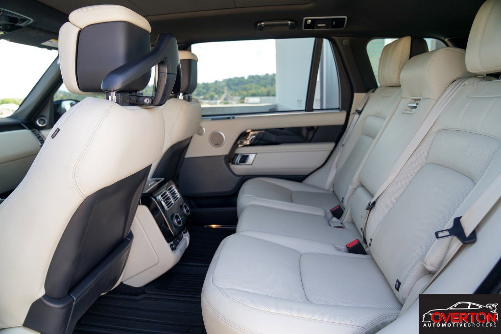 Used 2021 Land Rover Range Rover P525 Westminster Edition LWB image 17