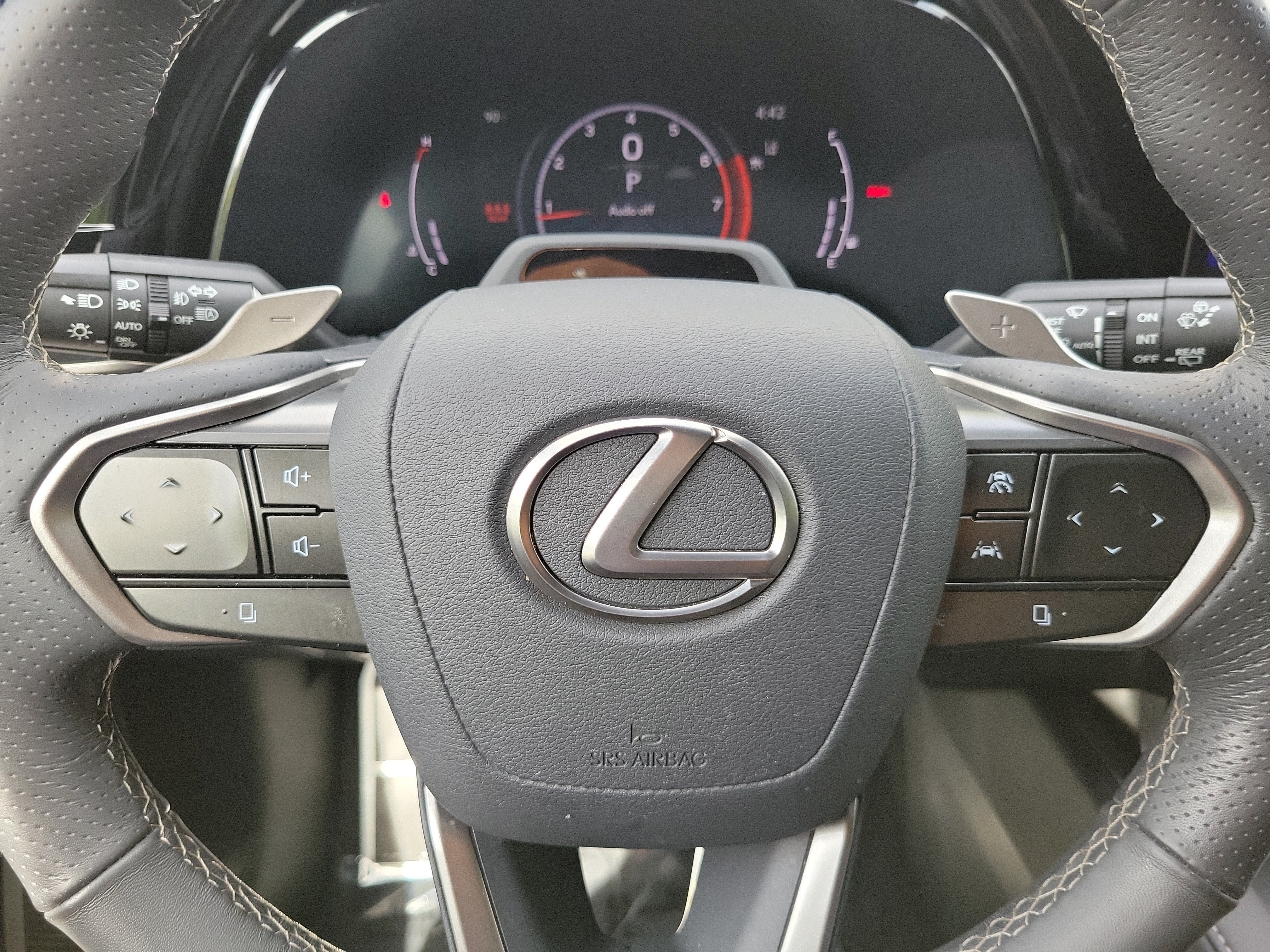 Used 2024 Lexus RX 350 F Sport w/ Convenience Package AWD/4WD image 26