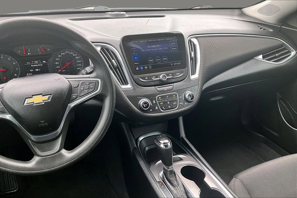 Used 2019 Chevrolet Malibu LT FWD image 3