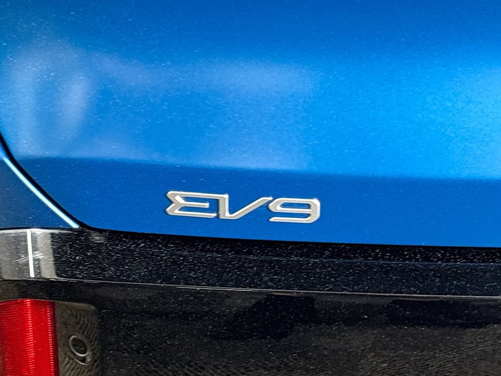 Used 2024 Kia EV9 GT-Line AWD/4WD image 25