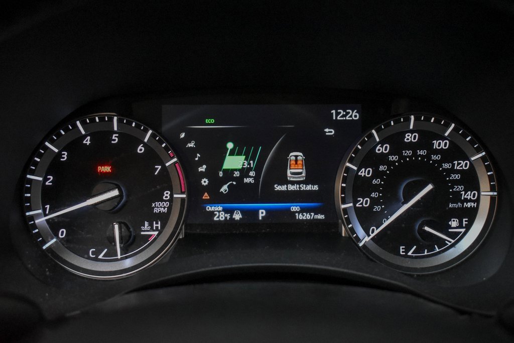 Used 2022 Toyota Highlander XLE image 13