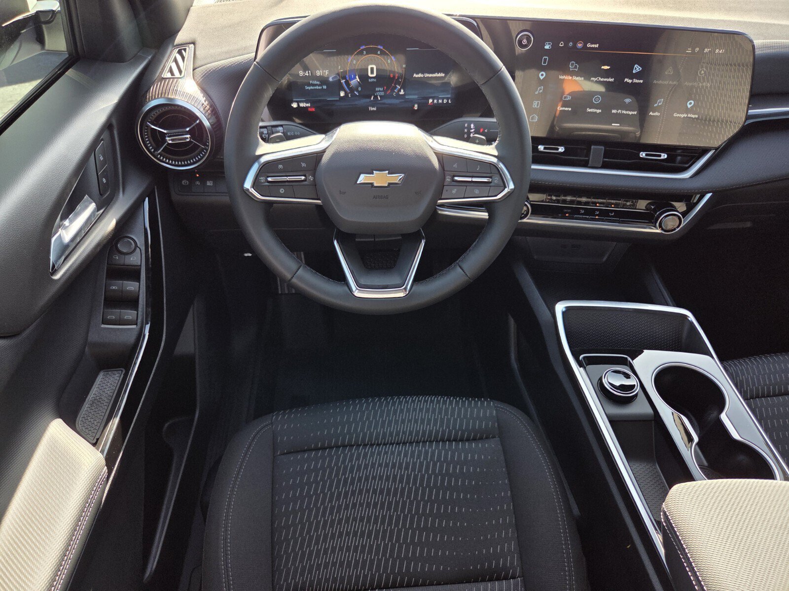 New 2027 Chevrolet Equinox LT w/ LPO, Floor Liner Package FWD image 9