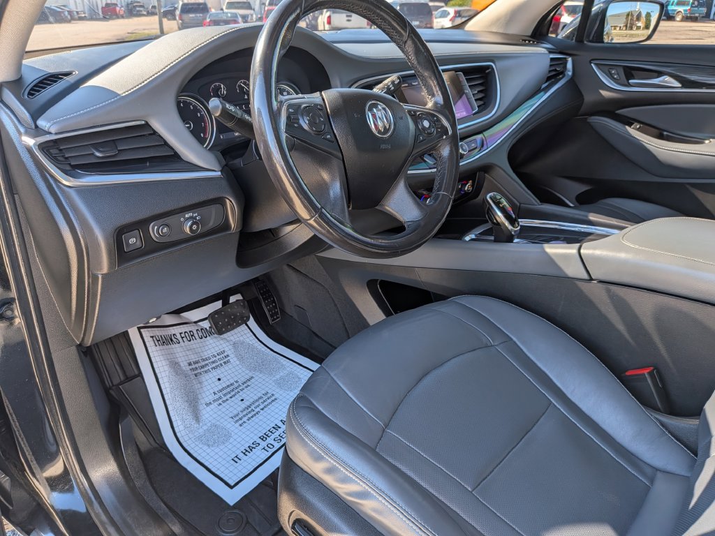Used 2020 Buick Enclave Essence FWD image 15