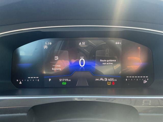 Used 2024 Volkswagen Tiguan SE image 35