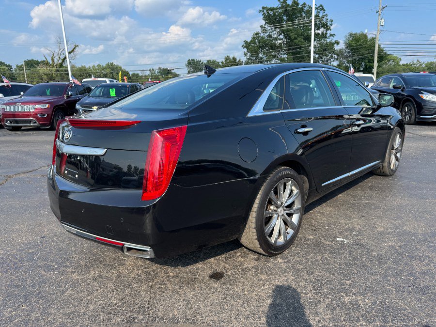 Used 2013 Cadillac XTS Luxury FWD image 5