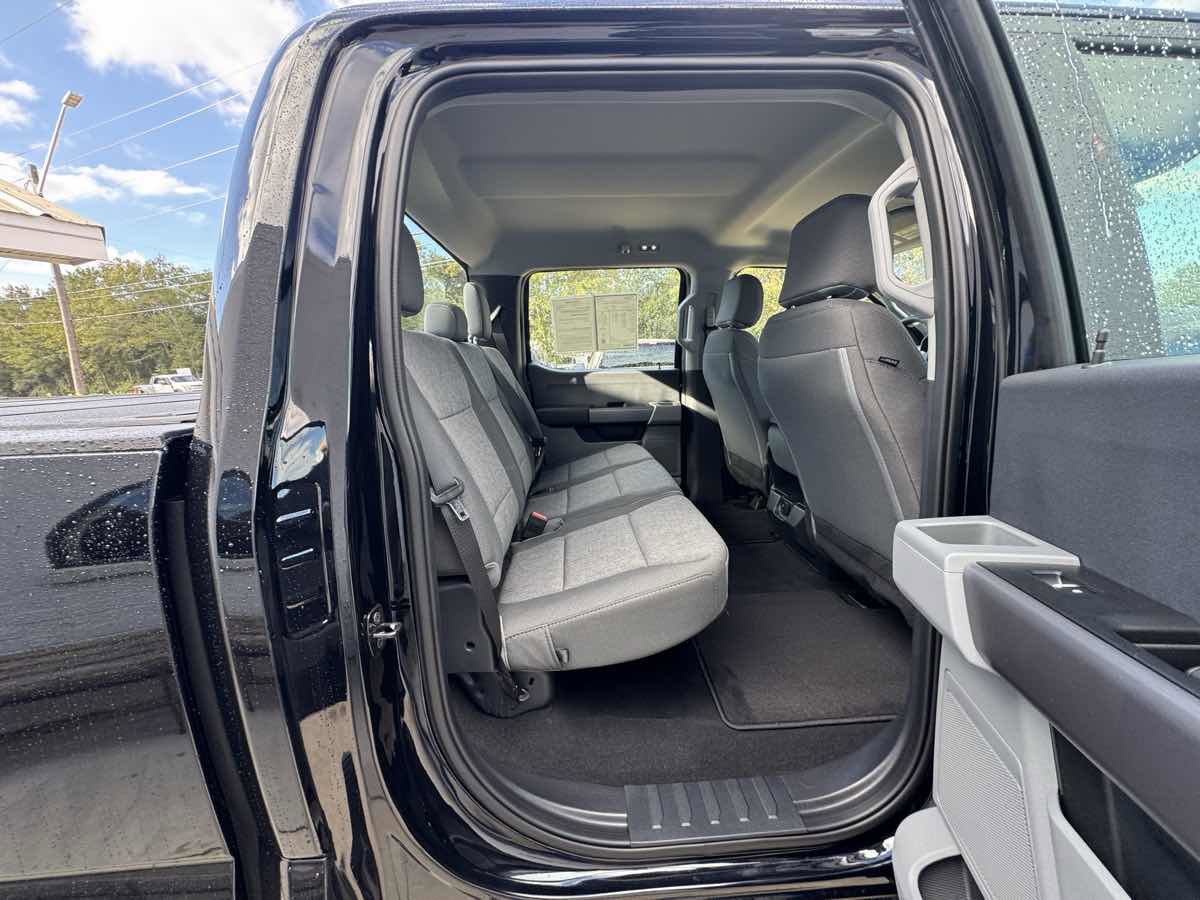 Used 2024 Ford F250 XL w/ STX Appearance Package image 10