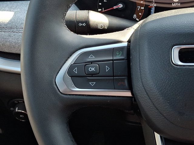 Certified 2024 Jeep Compass Latitude AWD/4WD image 25