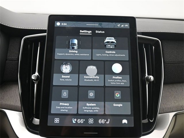 New 2026 Volvo XC90 B6 Ultra w/ Protection Package Premier image 16