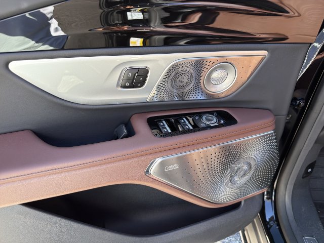 New 2026 Lincoln Nautilus Reserve AWD/4WD image 13