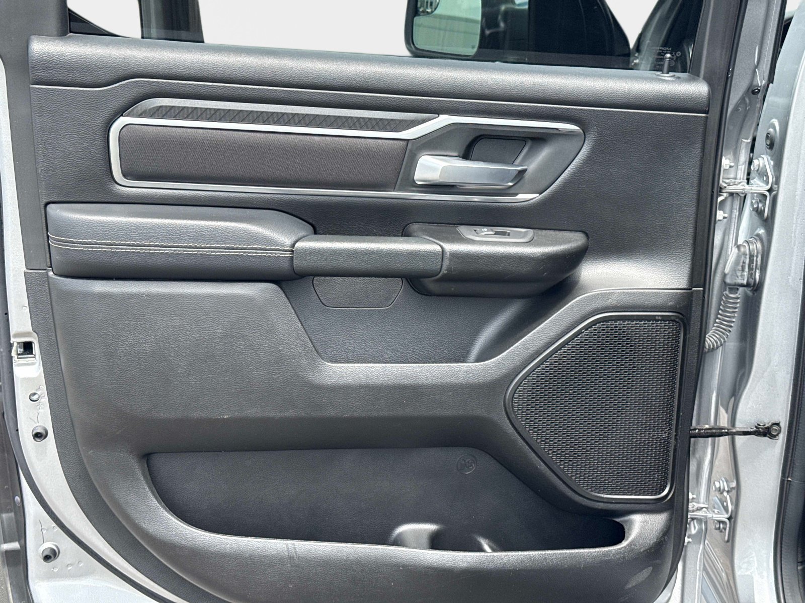 Used 2025 RAM 1500 Big Horn AWD/4WD image 13