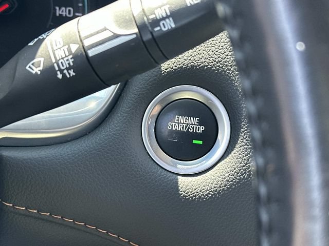 Used 2020 Chevrolet Traverse LT FWD image 15