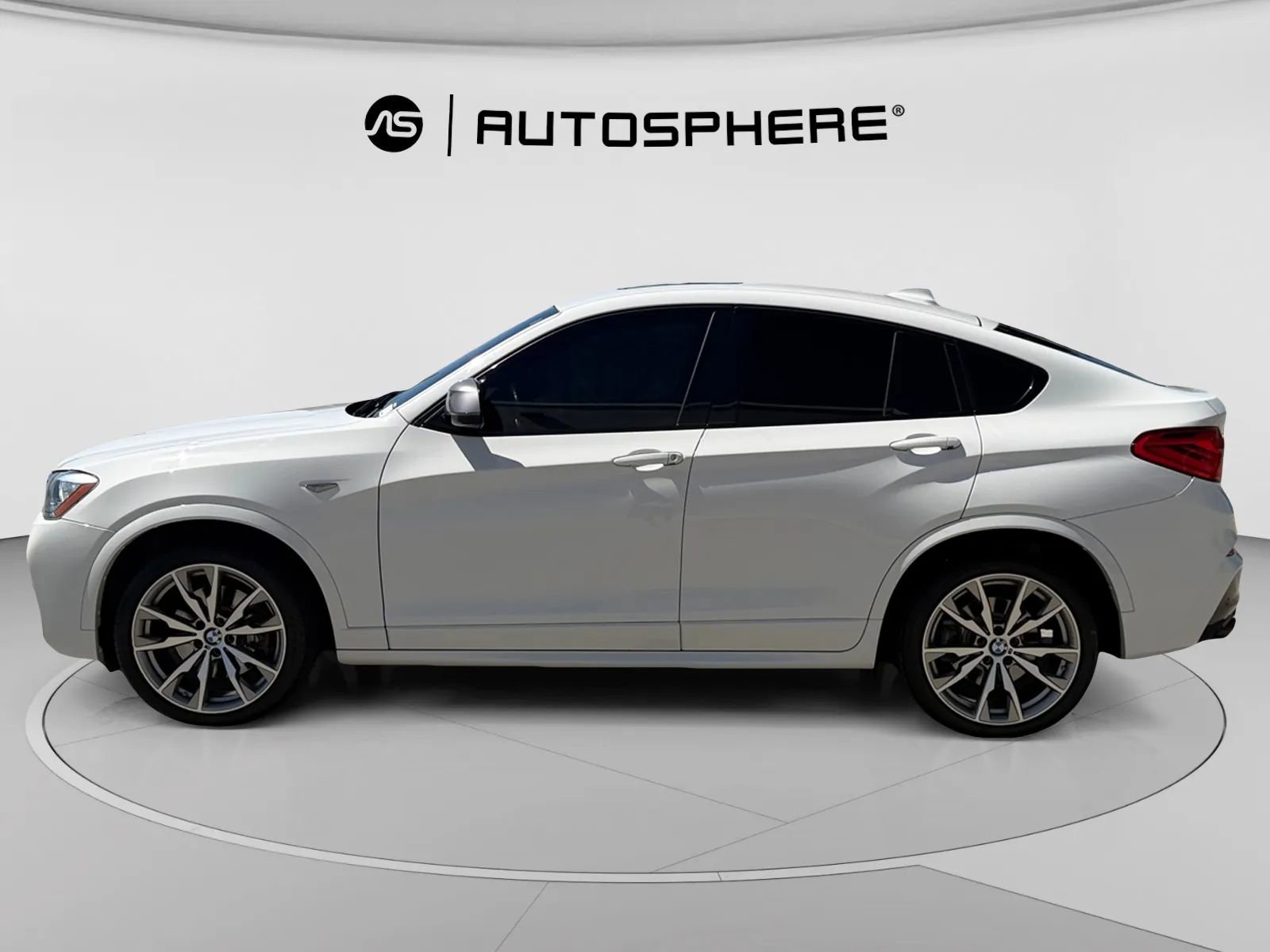 Used 2018 BMW X4 M40i image 5