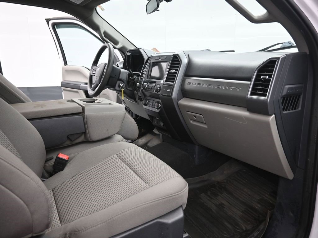 Certified 2022 Ford F350 XLT w/ XLT Value Package image 10
