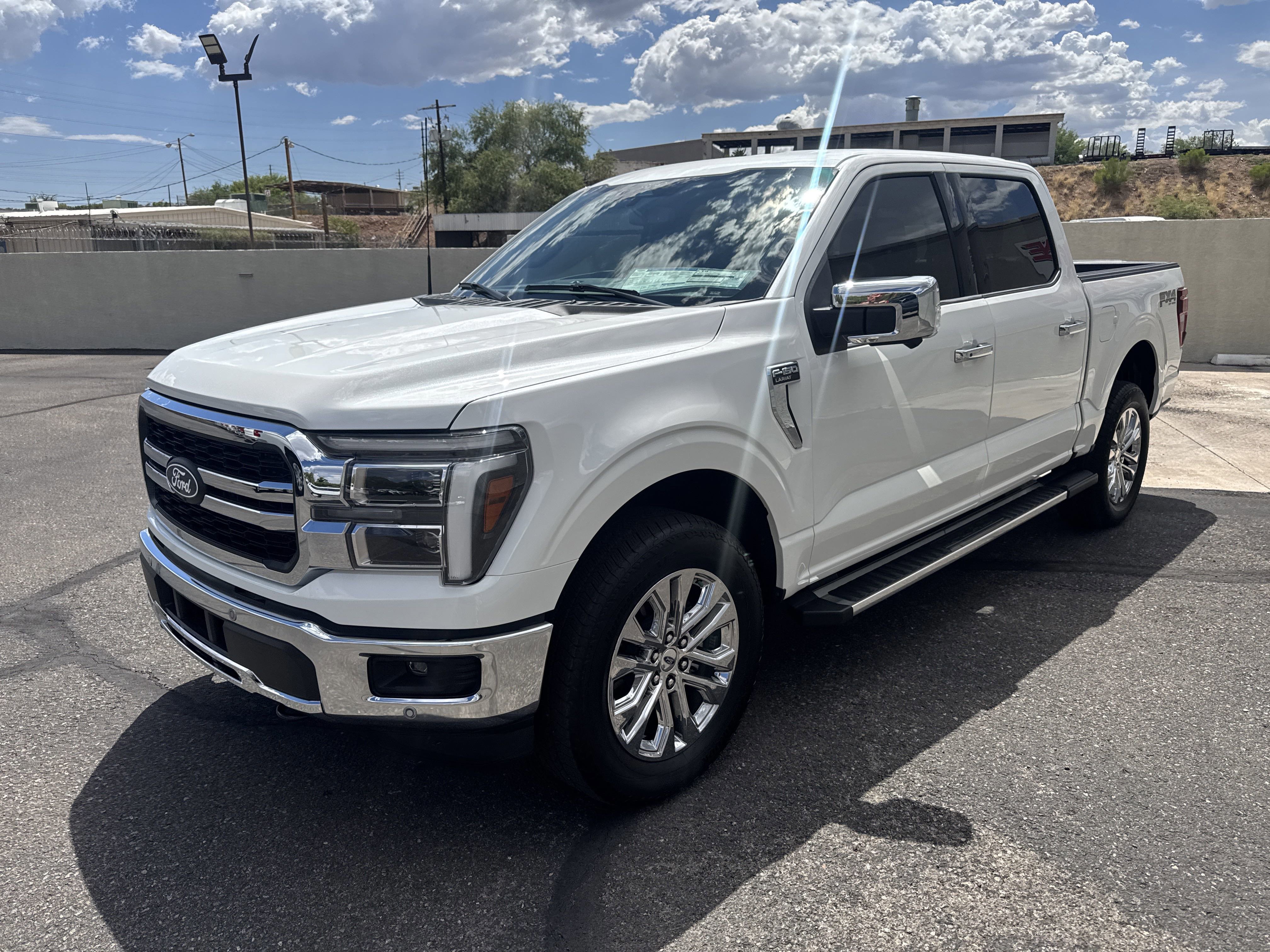 New 2025 Ford F150 Lariat w/ Equipment Group 502A High image 3