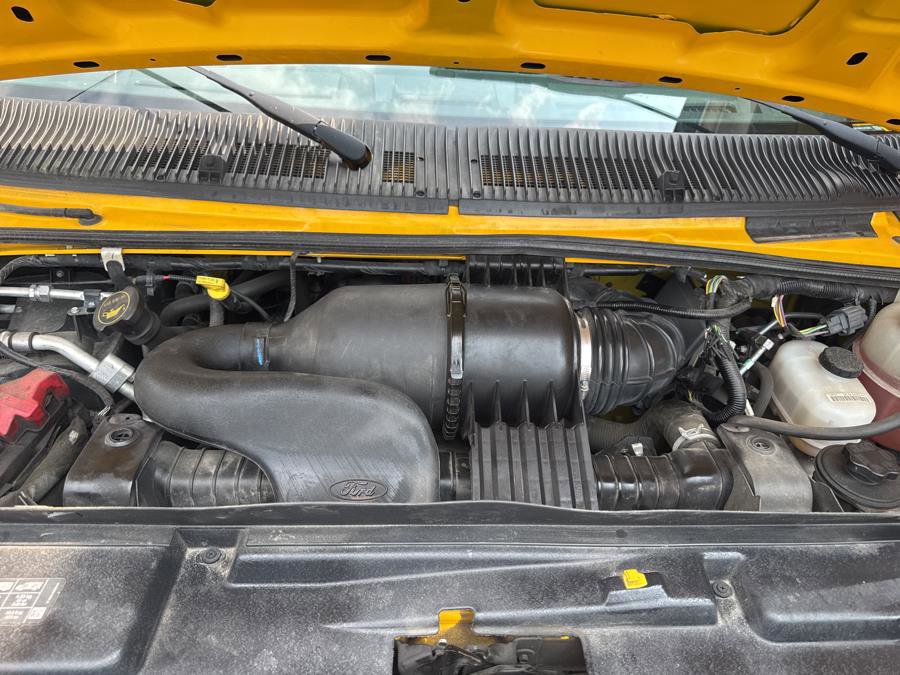 Used 2019 Ford E-350 and Econoline 350 Super Duty image 36