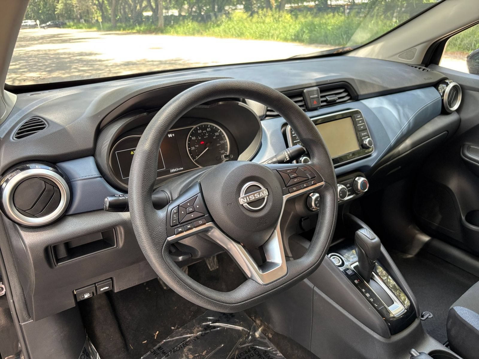 Used 2025 Nissan Versa SV FWD image 32