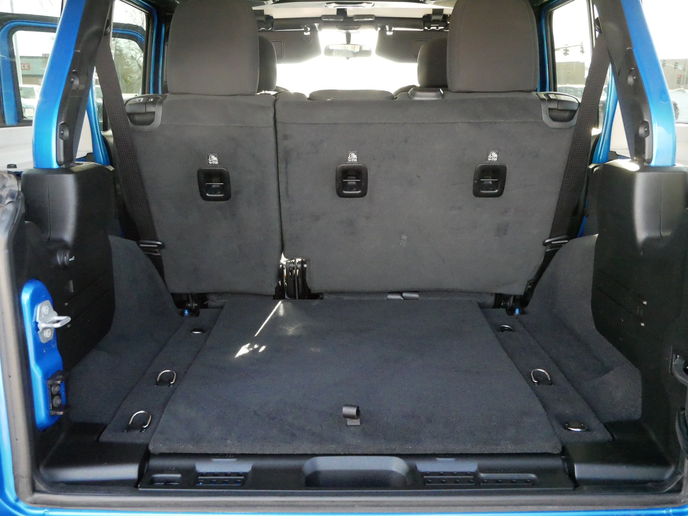 Used 2022 Jeep Wrangler Unlimited Sport image 19