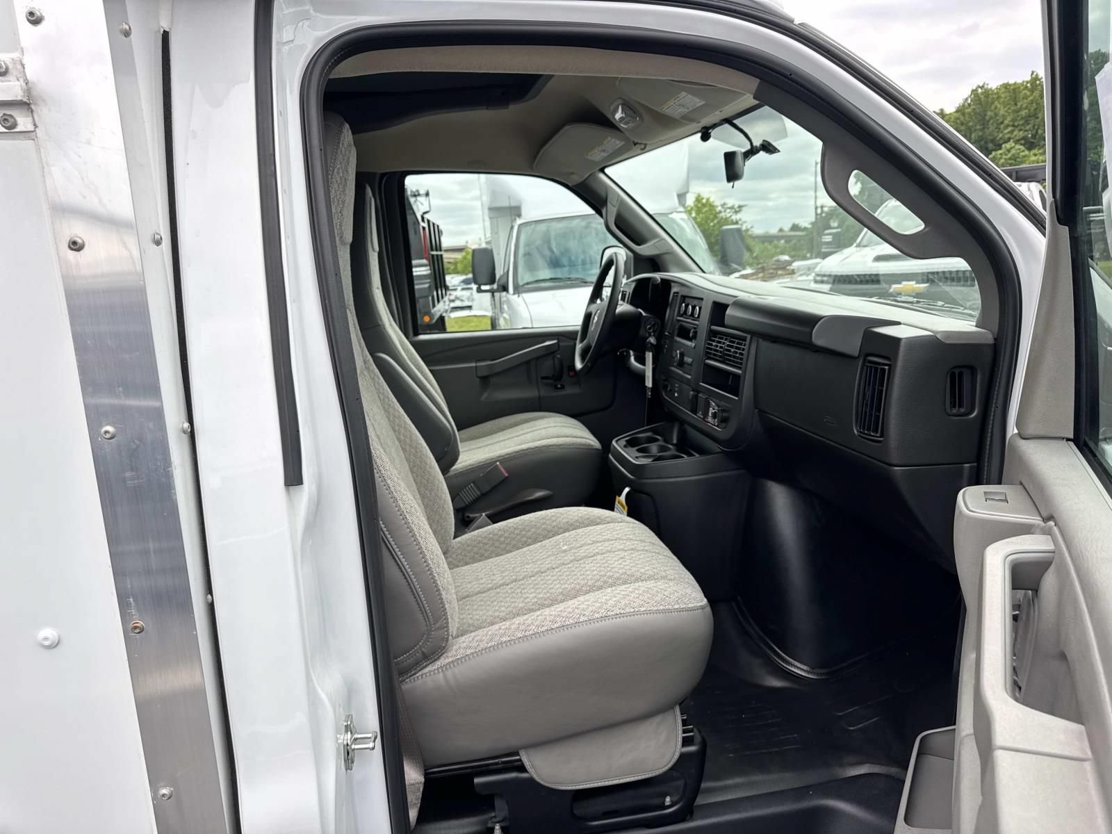 New 2026 Chevrolet Express 3500 w/ Power Convenience Package RWD image 11