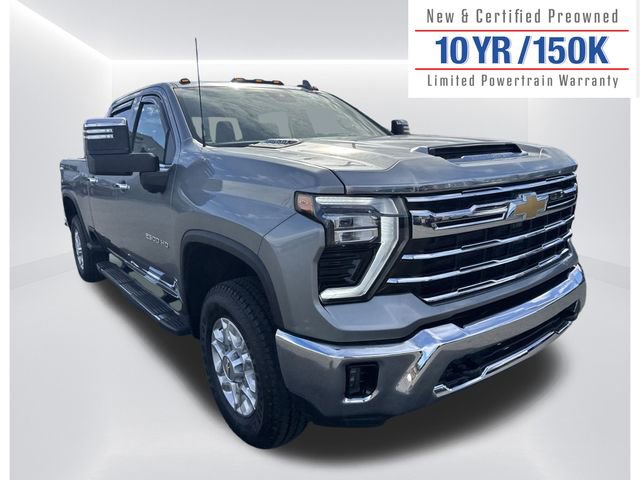 Used 2024 Chevrolet Silverado 2500 LTZ w/ LTZ Convenience Package image 3