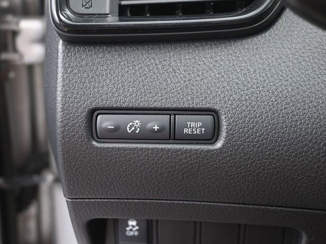 Used 2017 Nissan Rogue Sport SL FWD image 14