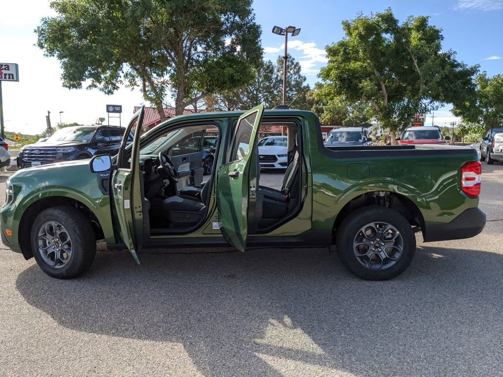 New 2025 Ford Maverick XLT w/ XLT Luxury Package image 10