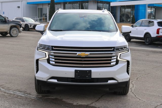 Used 2024 Chevrolet Tahoe High Country image 2